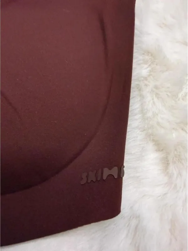 SKIMS Seamless Scoop Neck Bra Oxblood Small NWT Discontinued Color - Image 3