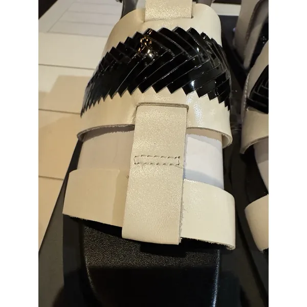 Vince Camuto Bachelen Leather Square Toe Gladiator Sandal Coconut Cream Size 8 - Image 3