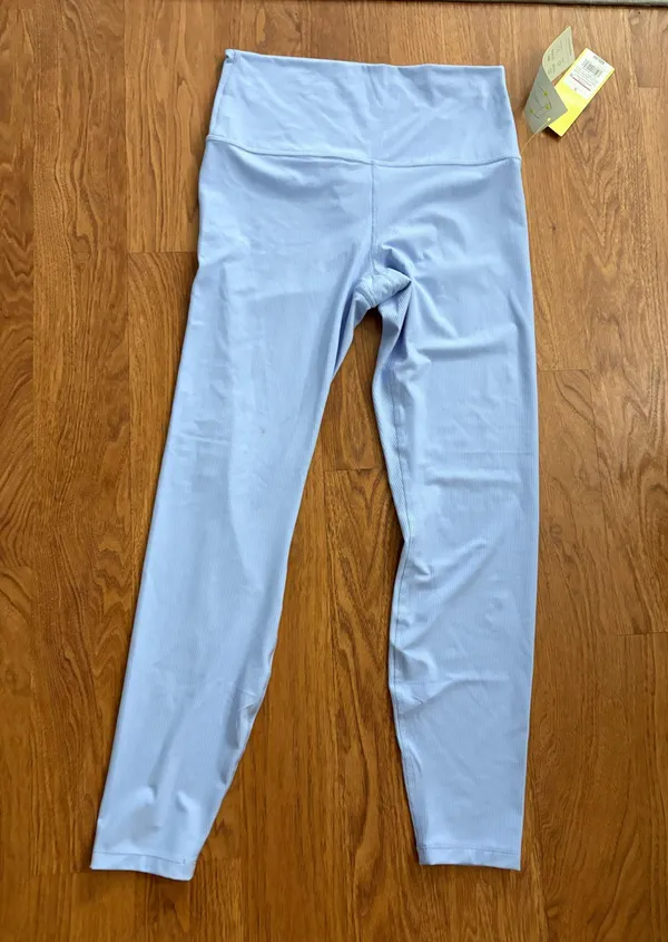 All in Motion Women's Everyday Soft High-Rise Ribbed 7/8 Leggings - Image 3