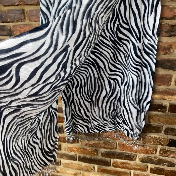 Women's Black & White Zebra Print Fringed Oversized Shawl Scarf - Image 2
