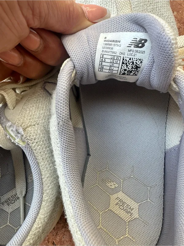 New Balance women's Knit Lace-Up Sneakers - Cream - Image 7