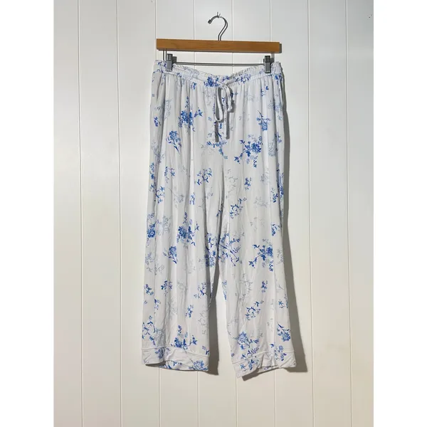LOFT Sleep Floral Capri Pajama Pants Blue White Modal Lounge Medium - Image 2