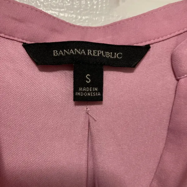 *Banana Republic Mauve Pink V-Neck Cap Sleeve Blouse #LB - Image 2