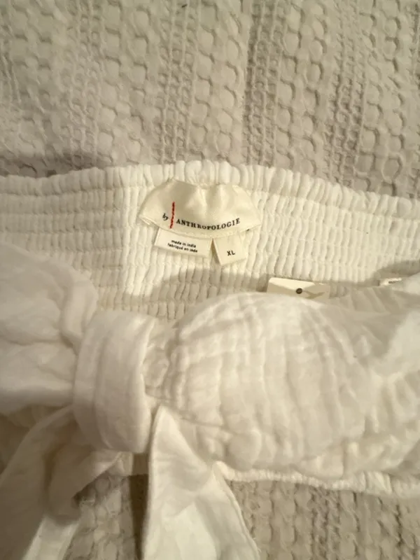 By Anthropologie White Smocked Tie Front Bandeau Crop Top XL - Image 2