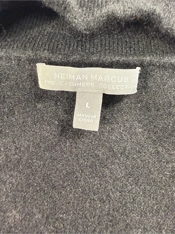 Neiman Marcus 100% Cashmere Black V-Neck Open Turtleneck Sweater - Image 5