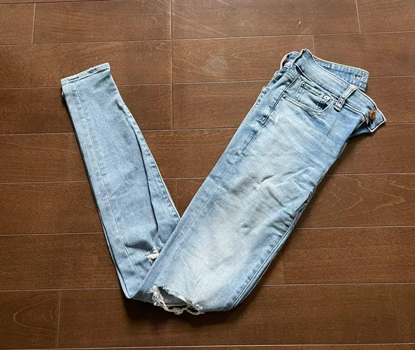 Outfitters Jeans - Image 3
