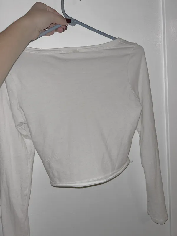 White Long Sleeve Too Size M - Image 2