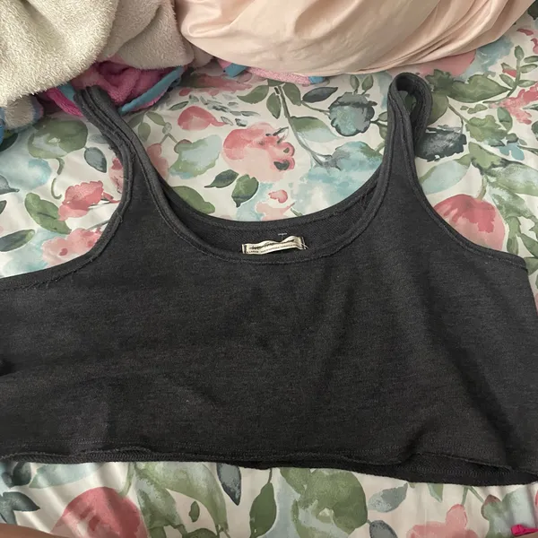 NWT FREE PEOPLE We The Free Raw Edge Crop Tank In Black. Size XL - Image 7