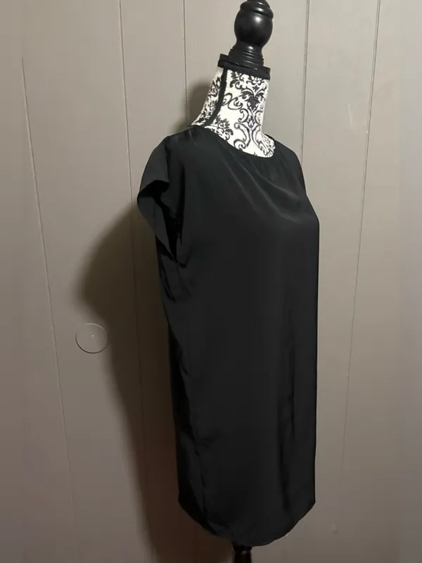 OAK+FORT Classic Black Shift Dress - Image 3