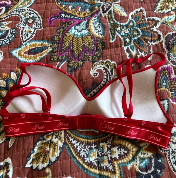 Victoria's Secret No Wire Bra - Image 2