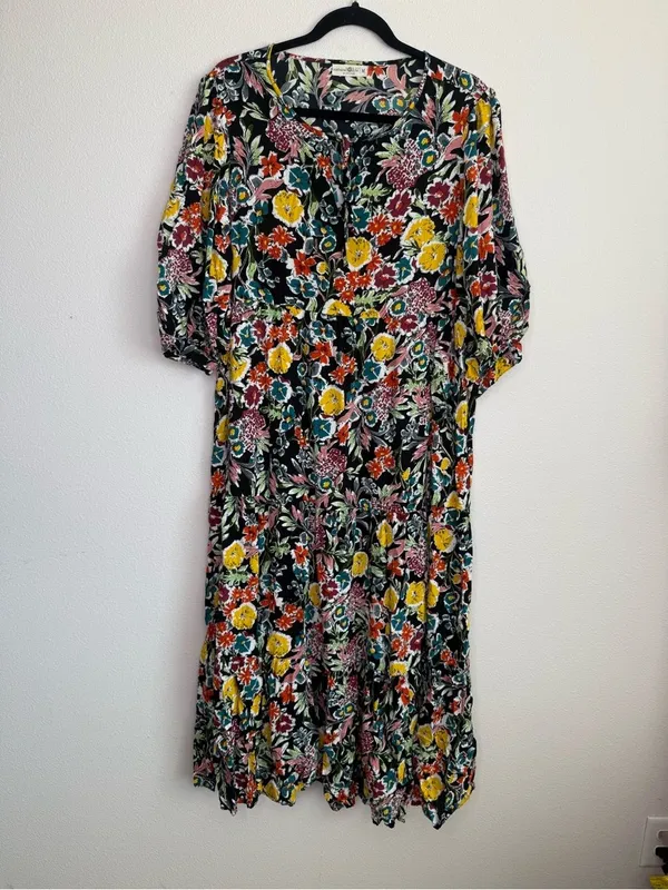 Natural Life Dress Sage V Neck Maxi Tiered Black floral Red Multi Yellow Accents - Image 3