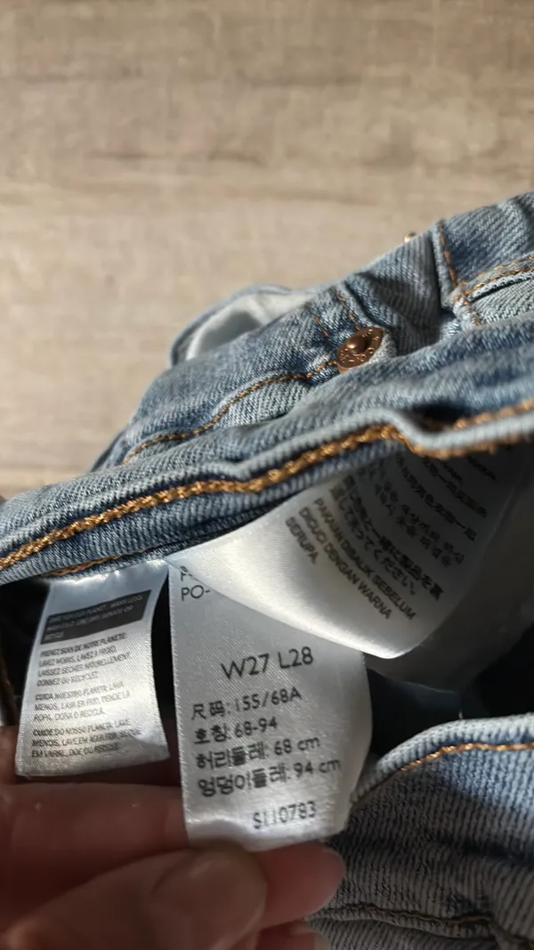 Levi’s Jeans - Image 4