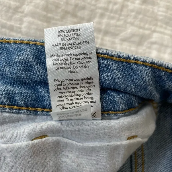 PACSUN High Rise Distressed Denim Medium Wash Relaxed Fit Mom Shorts Size 29 - Image 10