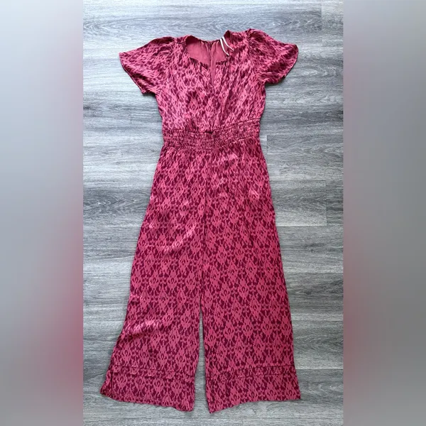 Anthropologie Red Printed Short-Sleeve Wide-Leg Jumpsuit Satin The Somerset - Image 2