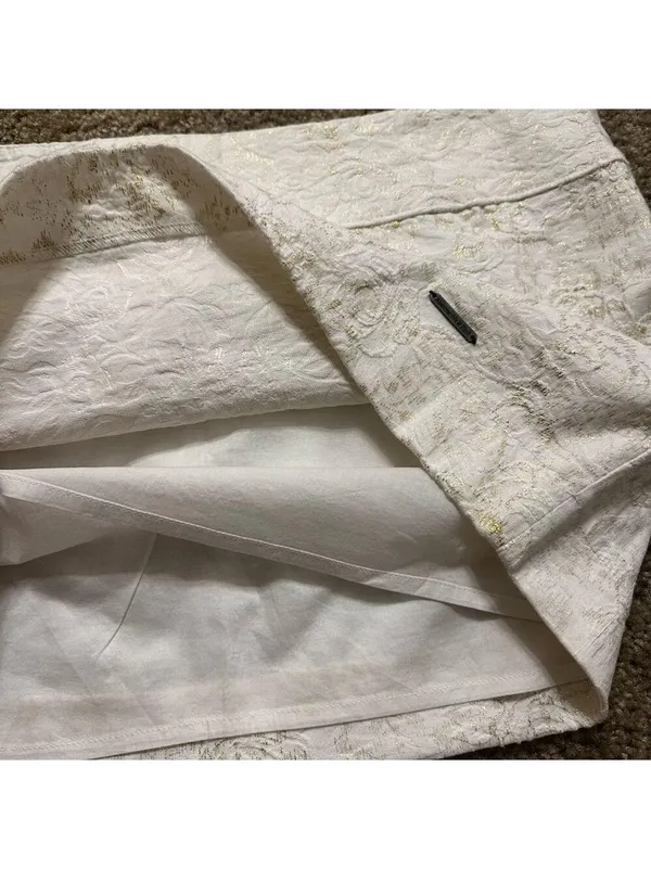 NWT Abercrombie White and Gold Jacquard Mini Skirt - Image 6