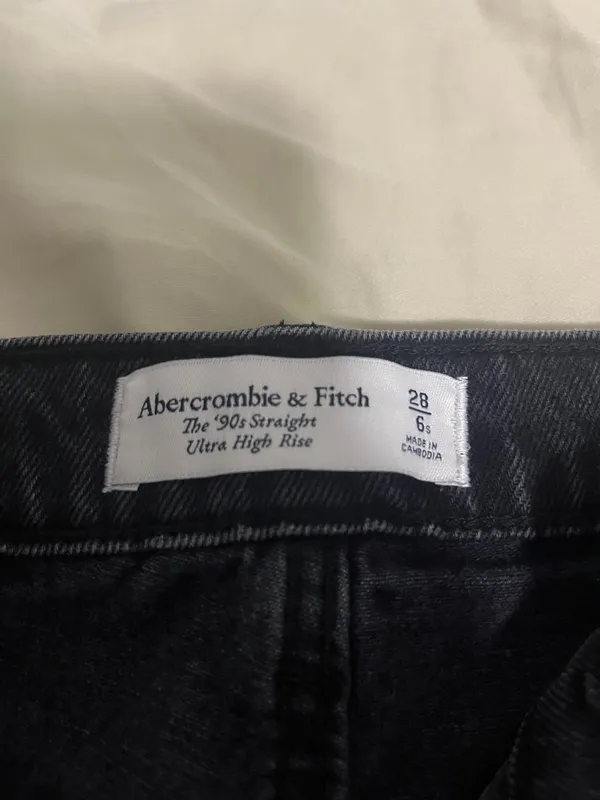 Abercrombie and Fitch 90s straight leg high rise black jeans - Image 2