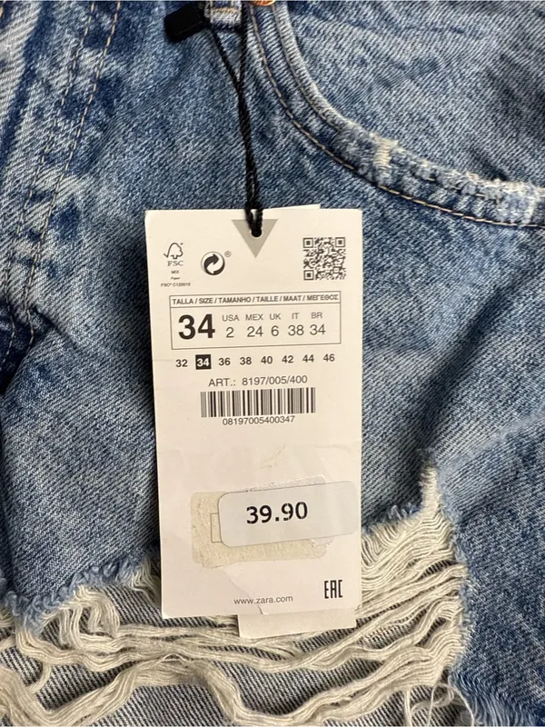 Zara Woman’s Size 2 High-Rise Distressed Denim Shorts - Light wash NWT - Image 5