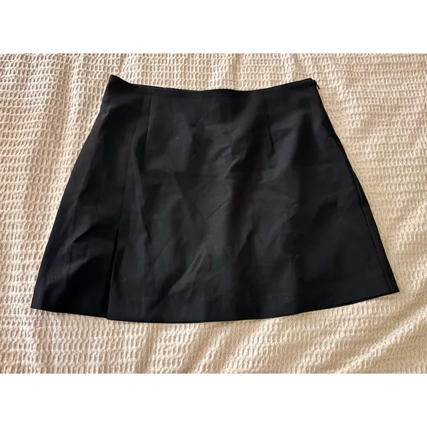 Djerf Avenue Must Have Mini Skirt - Image 2