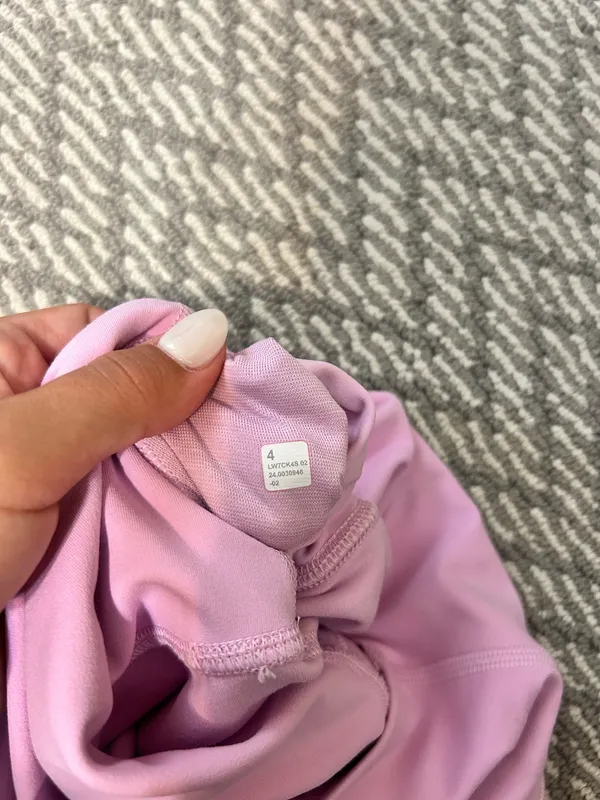 Lululemon Biker Shorts Align 6" - Image 3