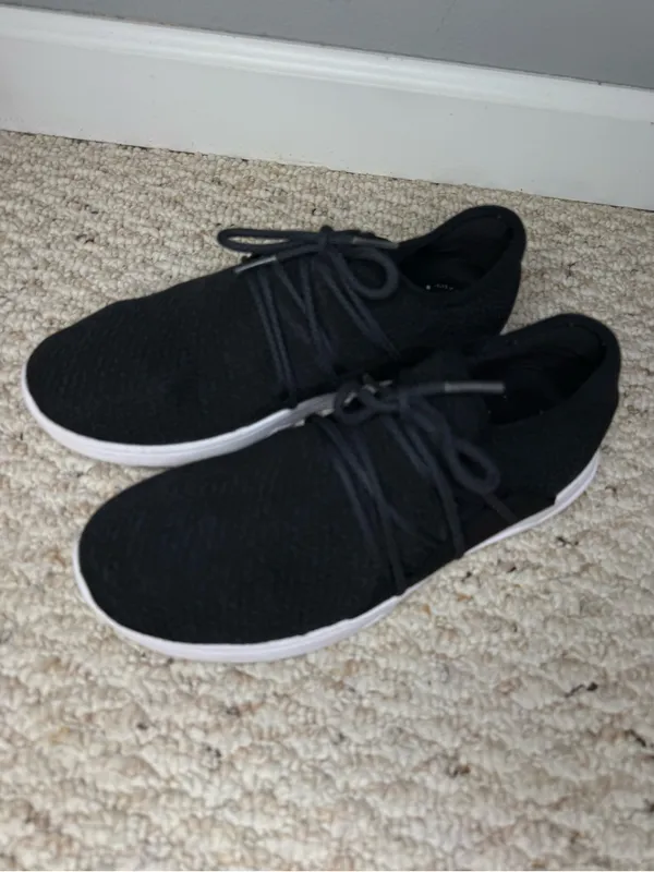 Vessi Cityscape Lace Up Sneakers in Black Women’s Size 8 Waterproof Sneakers - Image 8