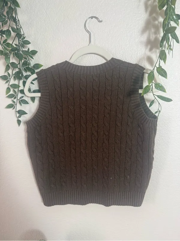 Brandy Melville Brown Cable Knit V-Neck Sweater Vest - Image 3