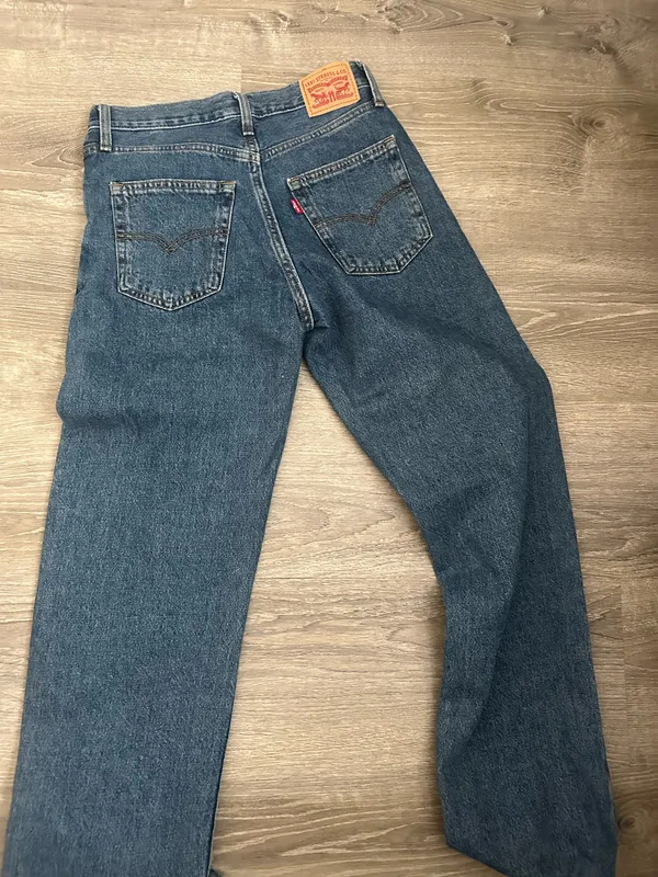Dark Wash Levi’s Jeans - Image 2