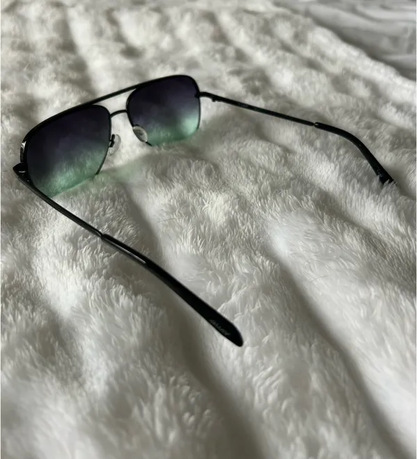 Quay Australia Sunglasses High Key - Image 2