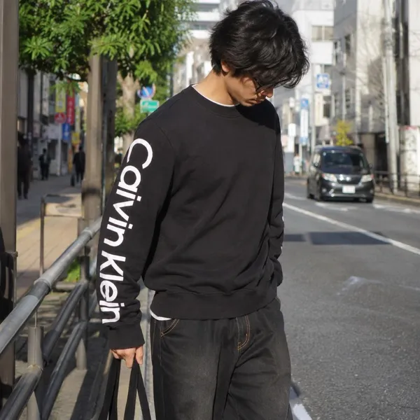 Calvin Klein Black Logo Sleeve Crewneck Sweatshirt Streetwear M - Image 2