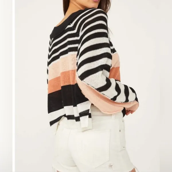 “FREE PEOPLE” Block Party Striped Crop PullOver. Size Small - Image 2