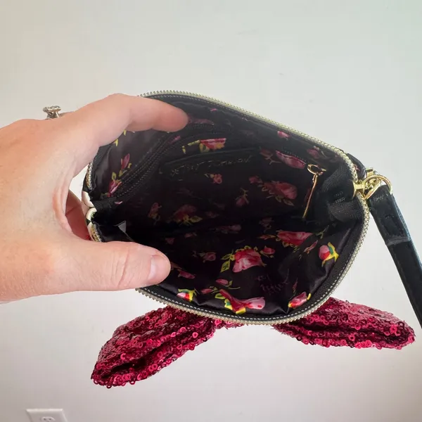 Betsey Johnson Checkered Wristlet Pink Sequin‎ Bow Heart Charm Clutch Bag - Image 7