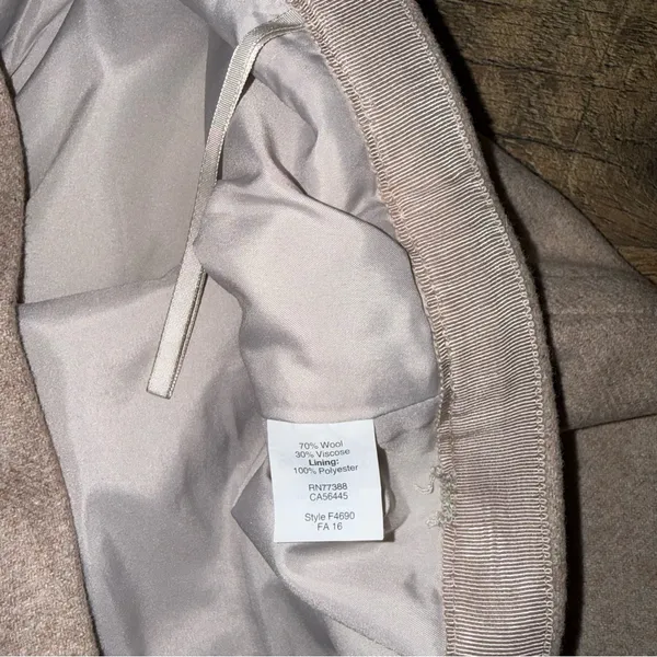 J. Crew Wool Viscose Blend Women’s Taupe Knit Mini Skirt - Image 10