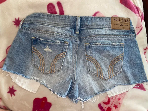 Hollister Vintage Shorts - Image 8