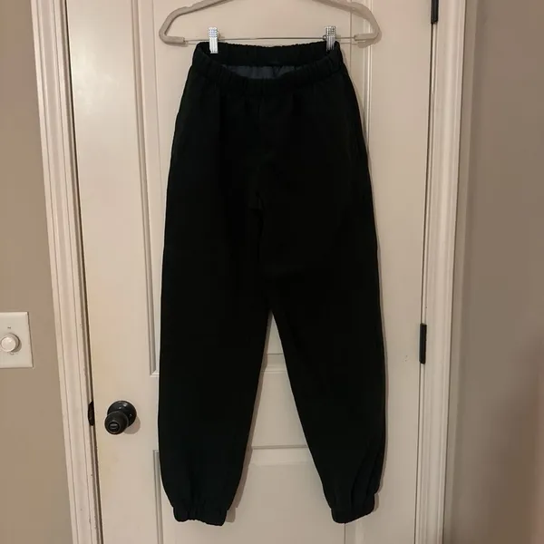 Brandy-melville Women's Green Joggers-tracksuits - Image 2