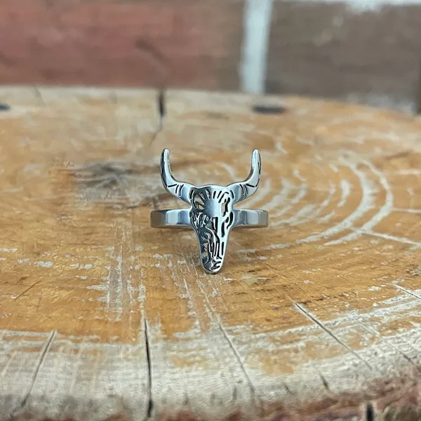 Cutout Steer Skull Ring Silver - Image 2
