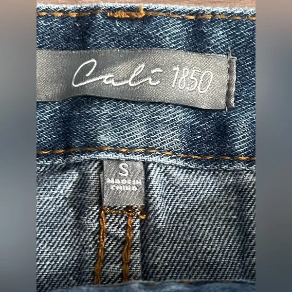Cali 1850 Denim Mini Skirt with Studded Details - Image 6