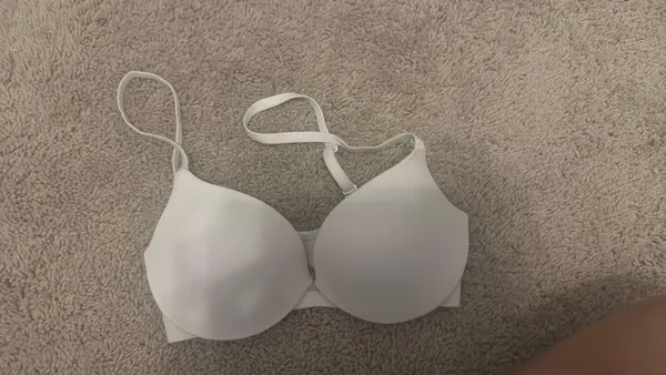 White Bra Size 32 A - Image 2