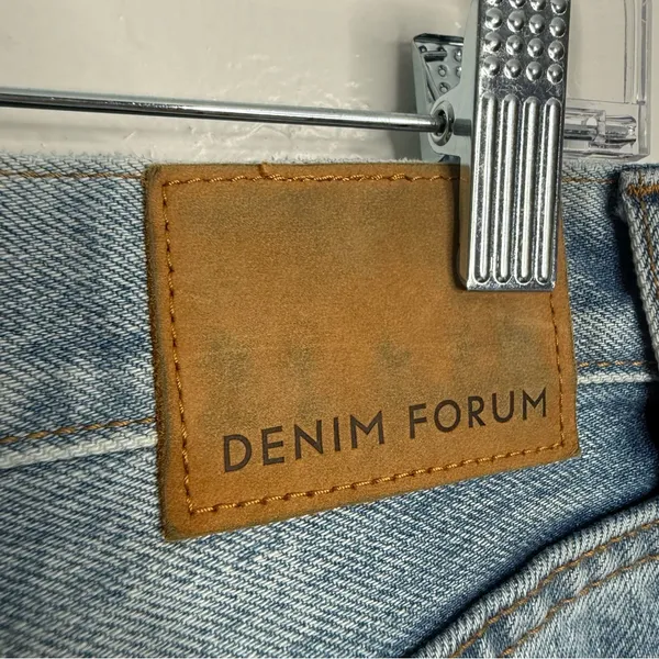 Aritzia Denim Forum The Joni High‎ Rise Loose Distressed Slouchy Size 29 x 29 - Image 6