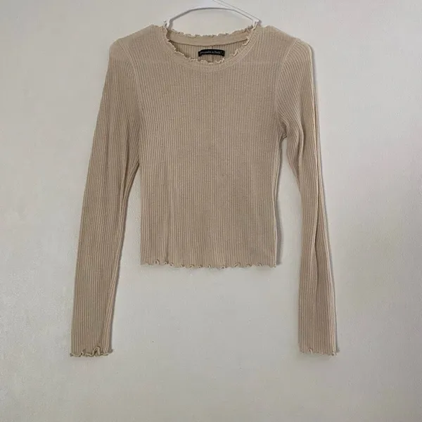 Abercrombie & Fitch Ribbed Lettuce Hem Crop Top Beige Size S - Image 2