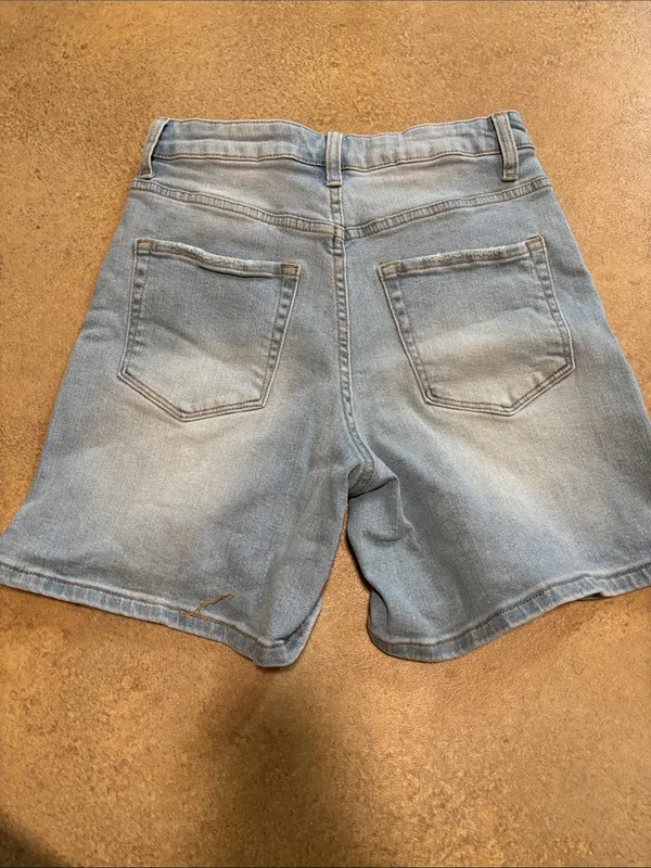 High-Rise Light Blue Denim Women’s Jean Shorts - Image 2