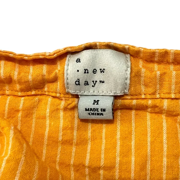 A New Day (M) Striped Button Detail Linen Blend Front Tie Crop Top Tank Shirt - Image 7