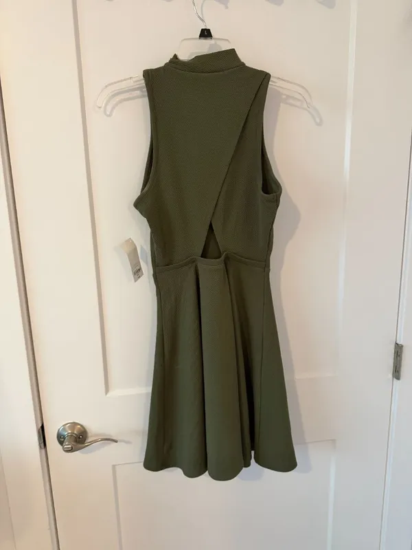 NWT Green Decree Dress - Image 2