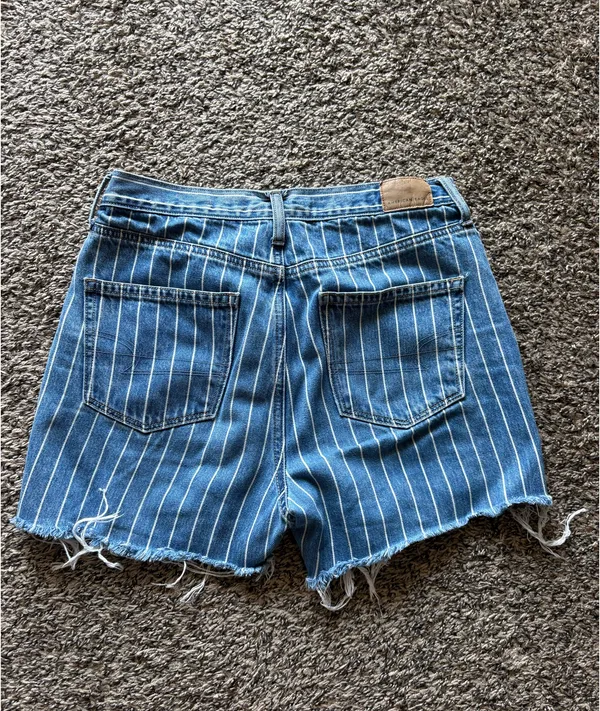 American Eagle Shorts - Image 2