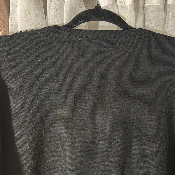 NWT Oliver.O Size M Sequined V Neckline Sweater Black Size M - Image 9