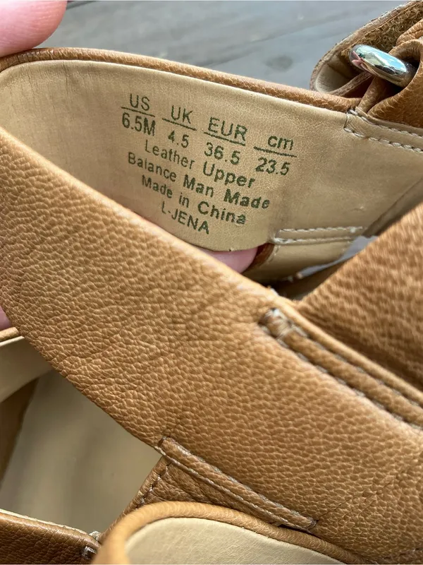 Franco Sarto Tan Strappy Block Heel Sandals🌷🌷 - Image 4