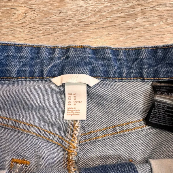 H&M Distressed Denim Mini Skirt Raw Hem Blue Size 10‎ Casual Summer Festival - Image 3