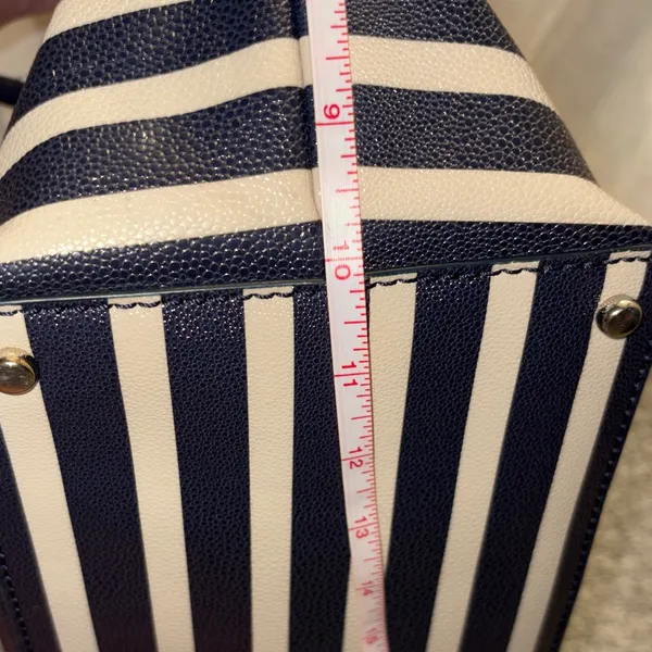 Kate Spade Cedar Street stripped Harmony tote bag in off shore blue and ivory - Image 13