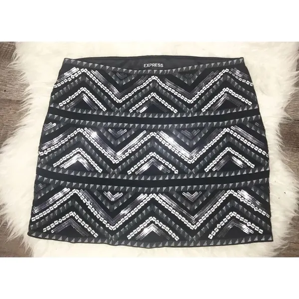 ✨ Women's Black Aztec Sequin 2-In-1 Mini Skirt✨ - Image 4