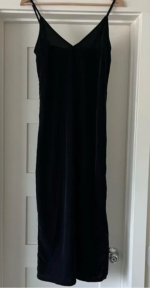 Black Velvet midi dress - Image 3