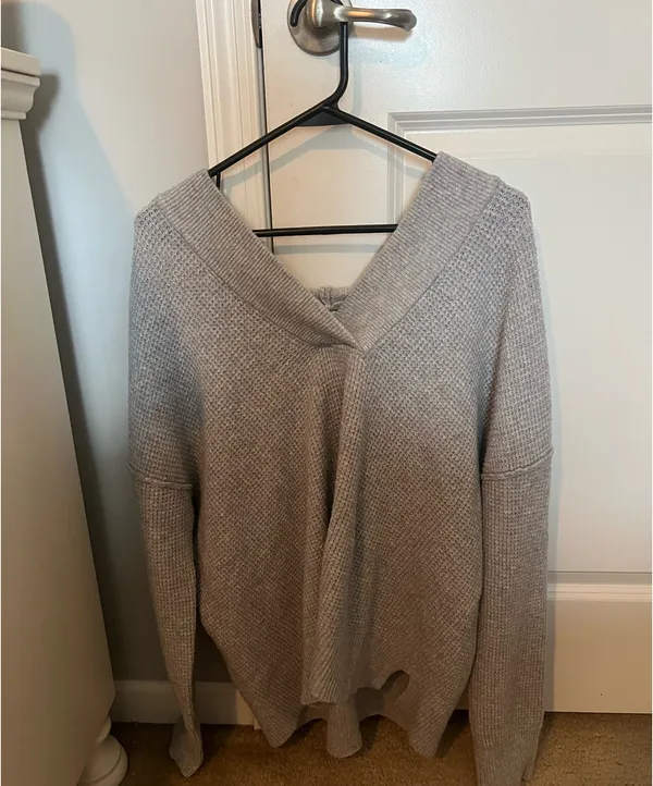 Aerie Sweater Grey - Image 3