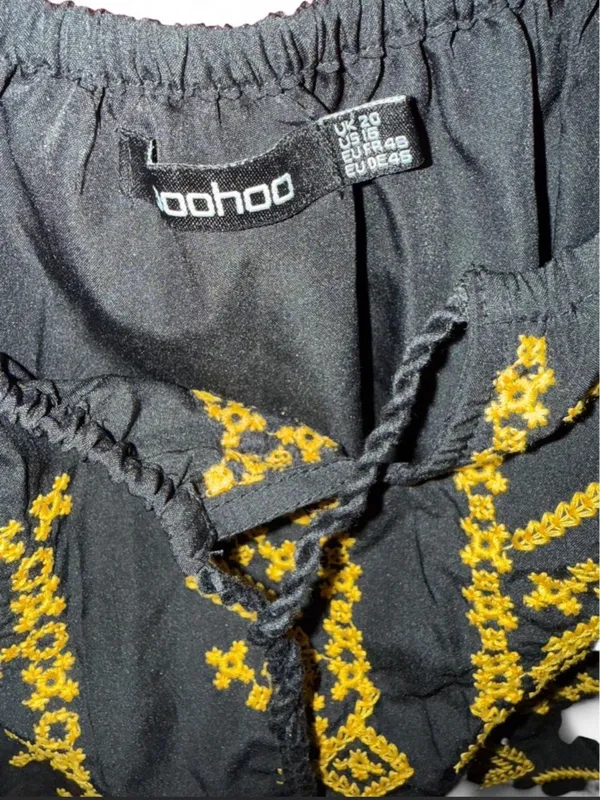 Boohoo Black Off-Shoulder Top with Yellow Artisanal Embroidery - Image 4
